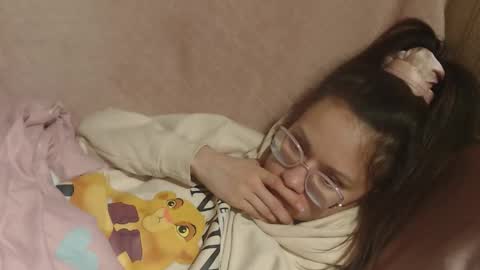 say meow and send tip  online show from March 21, 7:52 pm