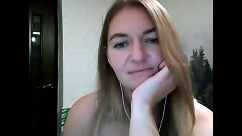 Daisy online show from October 15, 10:23 pm