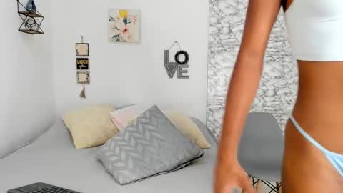 Canhela online show from November 10, 11:11 pm