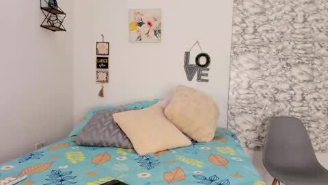 Canhela online show from October 18, 10:51 am