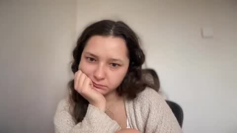 Emma online show from October 27, 6:09 am