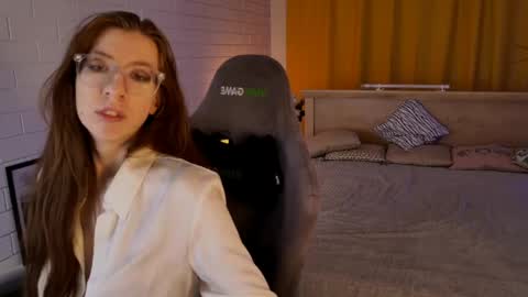 careyjonas online show from April 20, 6:22 pm