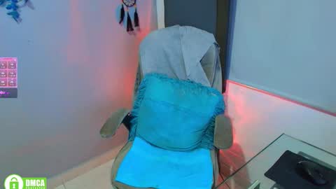 Carla online show from March 4, 4:30 am