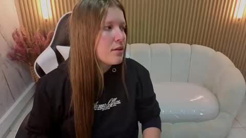 Carla  online show from November 14, 1:22 pm