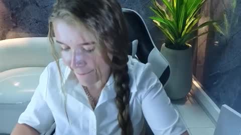 Carla  online show from November 11, 9:12 pm