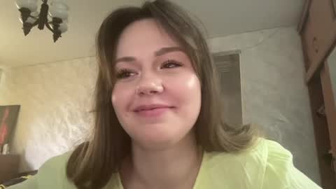 Lesly online show from April 23, 12:12 pm