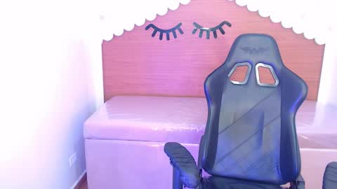 CARLYE   online show from November 27, 3:53 am