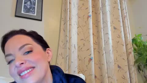 Carlie online show from January 4, 1:10 am