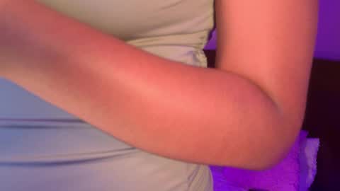 Carly Monroe  online show from October 7, 11:31 pm