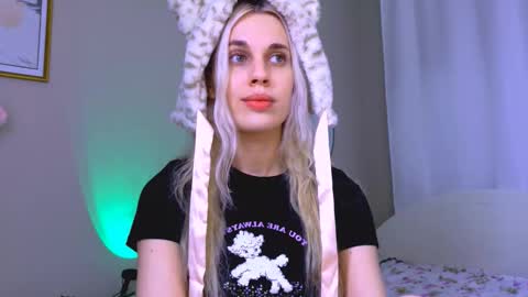 carmen__crybaby online show from September 22, 4:49 pm