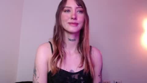 carmennrusso online show from March 12, 1:30 am