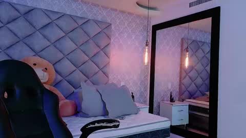 caro_adams1 online show from November 26, 11:55 am