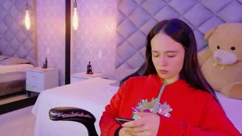 caro_adams1 online show from November 24, 11:45 am