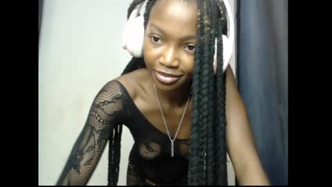 caroline online show from April 11, 6:30 am