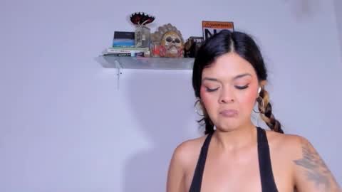 CarolinaM online show from December 2, 5:26 pm