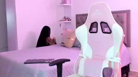 carolina snt online show from September 9, 8:30 pm