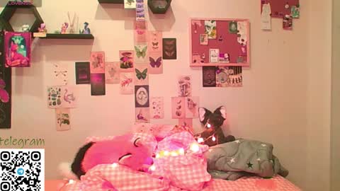 CarolineRichter online show from February 4, 11:08 pm