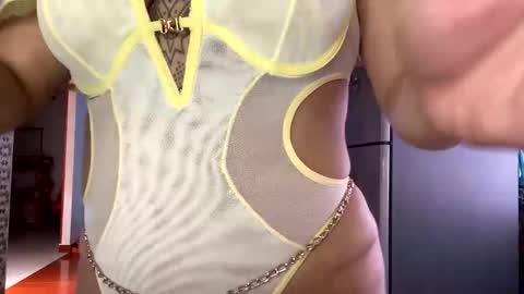 Caroline  online show from October 20, 3:37 pm