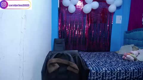 Carolinhe  online show from April 15, 11:16 pm