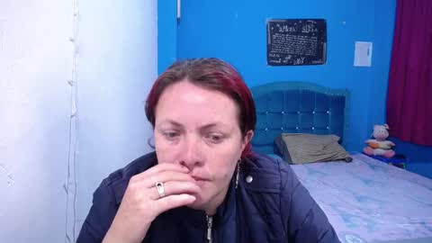 Carolinhe  online show from February 16, 12:16 pm