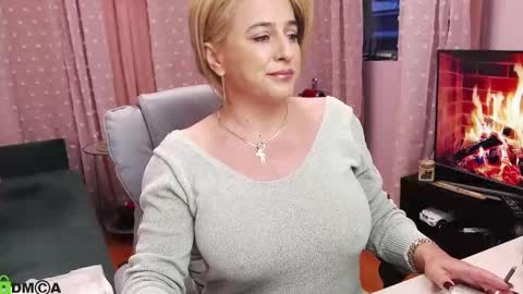 Carrie online show from February 17, 5:04 am