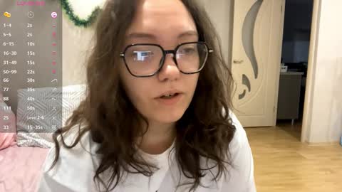 Emilia online show from January 14, 3:11 am