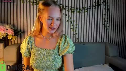 Casey sweeet online show from November 2, 4:21 pm