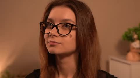 Cassie online show from April 15, 3:45 pm