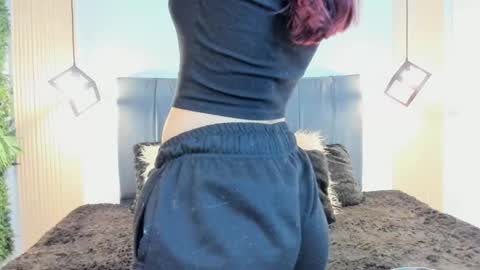 cassie_bloom online show from March 8, 7:18 pm