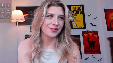 Im Cassie3 online show from November 28, 12:19 pm