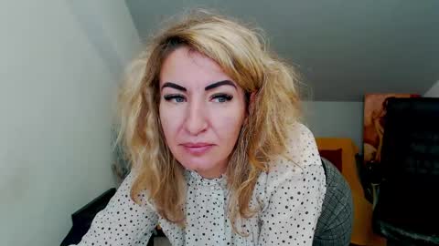 CassieJonas online show from February 24, 3:21 am