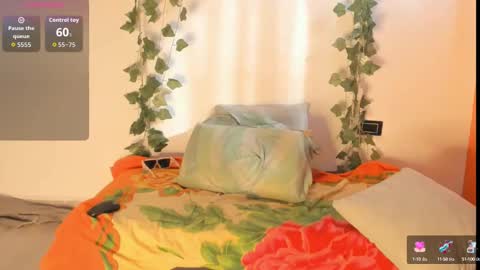 cataleya19__ online show from September 10, 12:38 pm