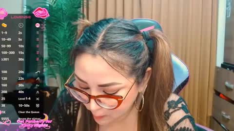 catalina3772516 online show from December 22, 11:19 pm