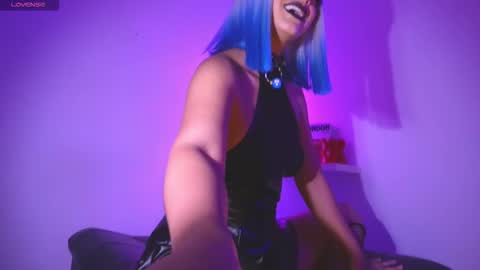 Catalina lovers online show from March 3, 9:21 pm