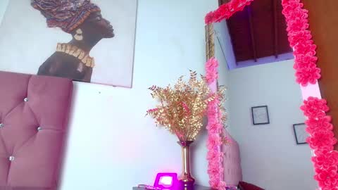 Catalina online show from September 16, 11:13 pm