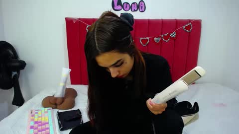 Catalina   online show from September 18, 12:47 pm