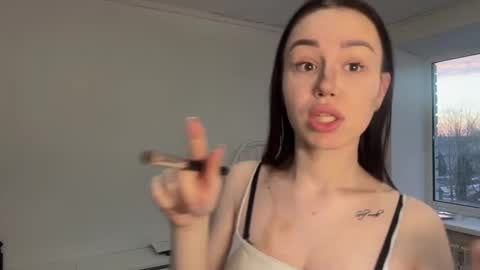 Lolly online show from March 27, 3:46 pm