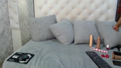 Catherine online show from October 13, 5:32 am