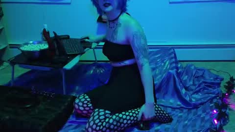 Cathulhu0013 online show from February 12, 5:16 pm