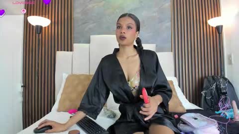catiusca_reyes_03 online show from March 3, 12:22 pm