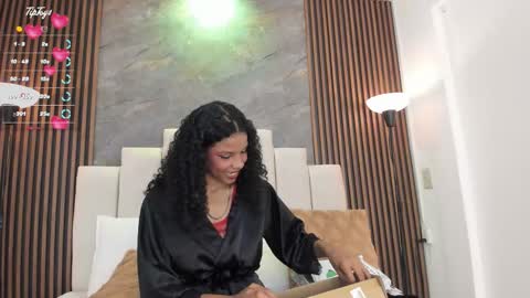 catiusca_reyes_03 online show from January 17, 1:07 pm