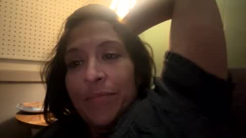 cece_vibez online show from February 25, 12:37 pm