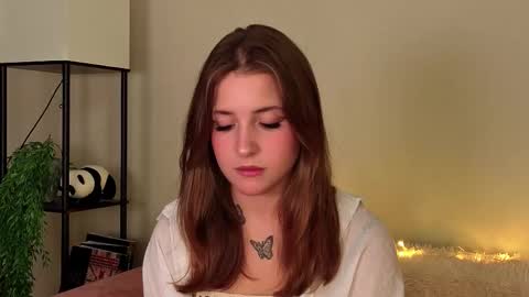 Lina  online show from December 13, 7:53 pm