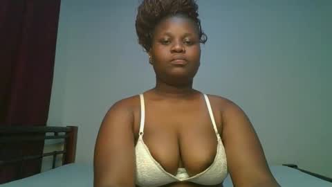 ceepretty25 online show from March 19, 9:35 am