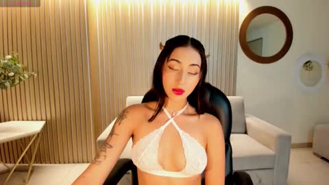 Celeste Moon online show from February 17, 2:11 am