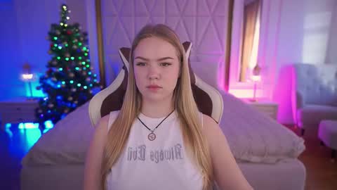 celestenoirr online show from January 6, 8:29 am