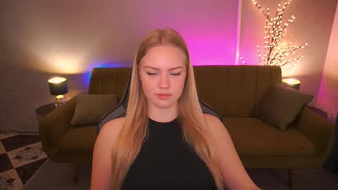 celestenoirr online show from October 7, 6:40 am