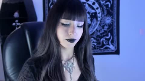   online show from November 27, 1:19 am