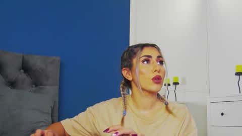 CelineMeyer online show from October 27, 7:04 am