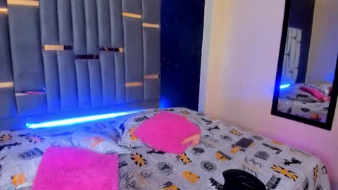 Channel online show from April 3, 3:48 am